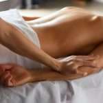Full body massage in spa salon